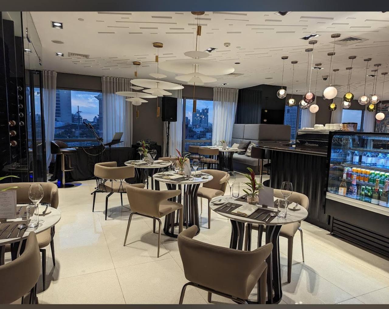 Acqua Private Residences - Iguazu Tower, Mandaluyong - Makati Εξωτερικό φωτογραφία